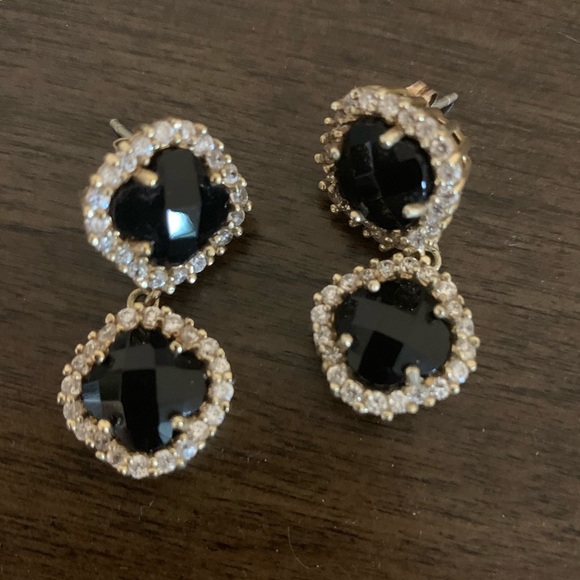 Onyx & Gold Elegant Earrings - Picture 1 of 3